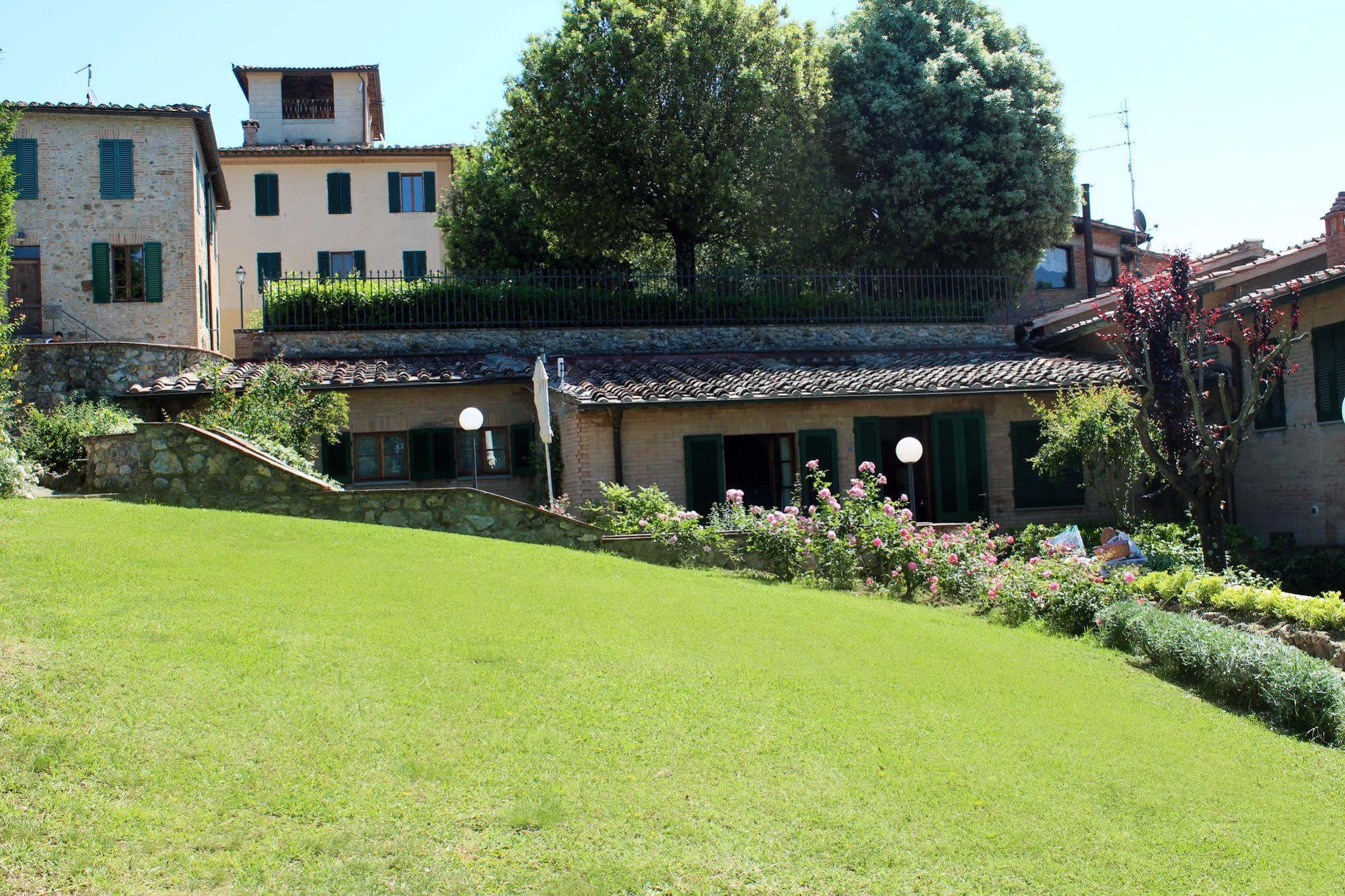 Villa Agostoli Siena Eksteriør bilde