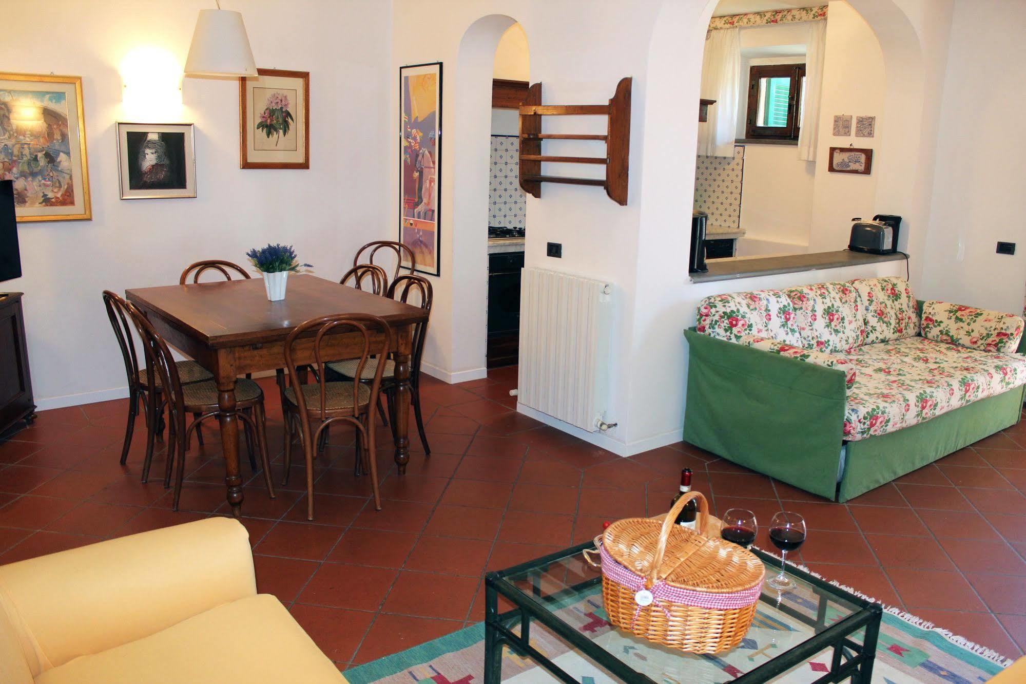 Villa Agostoli Siena Eksteriør bilde