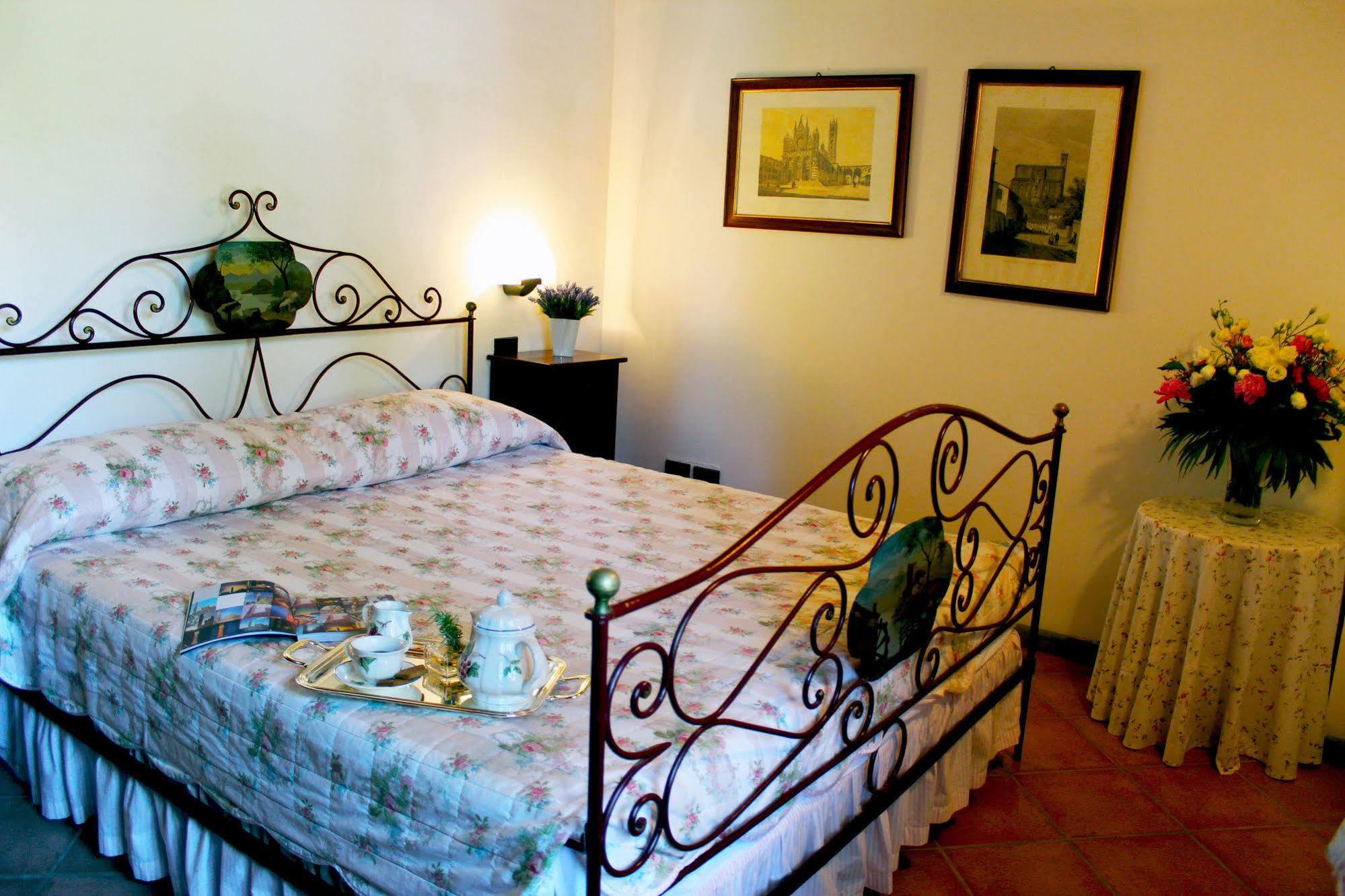 Villa Agostoli Siena Eksteriør bilde