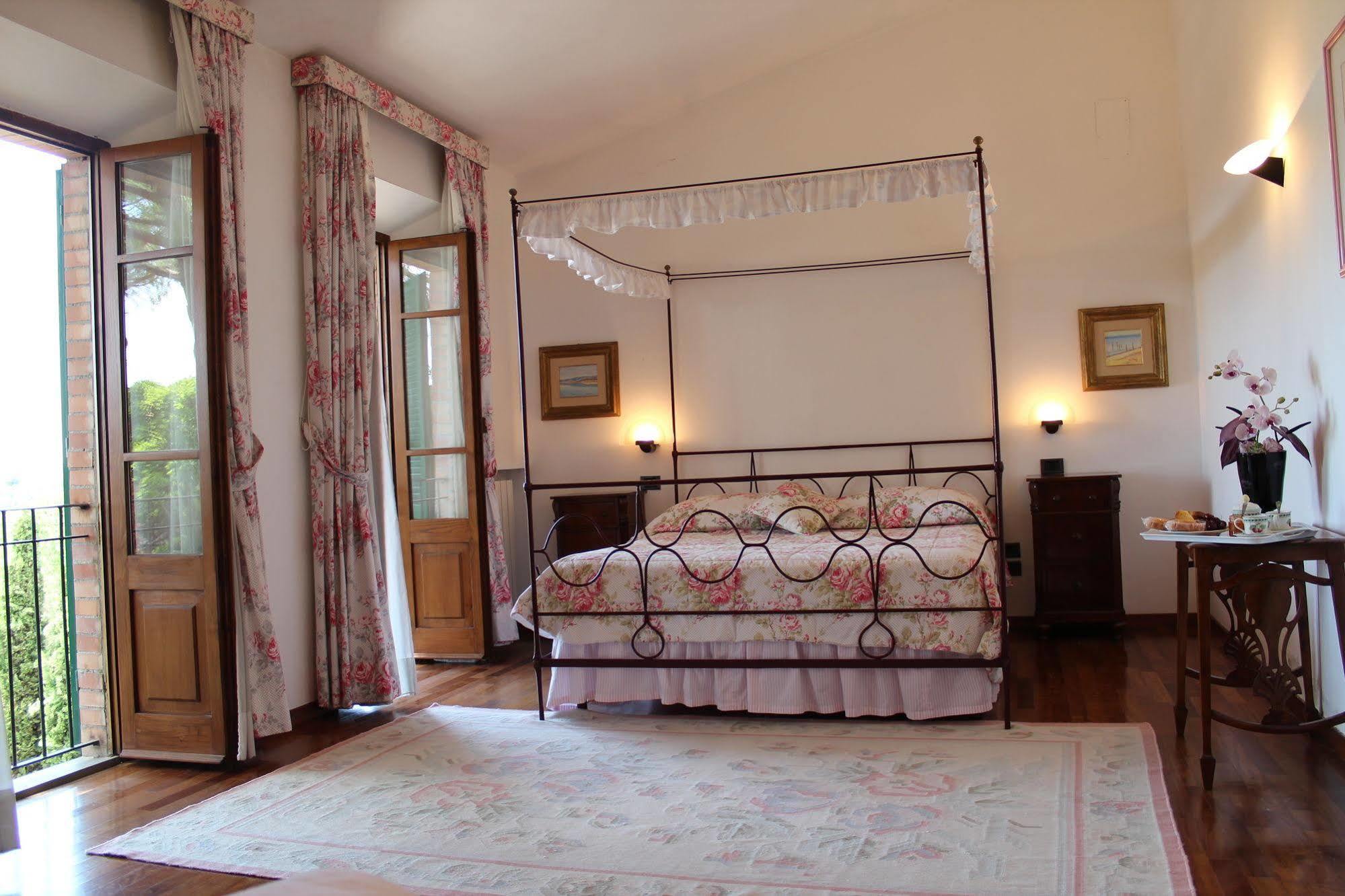 Villa Agostoli Siena Eksteriør bilde