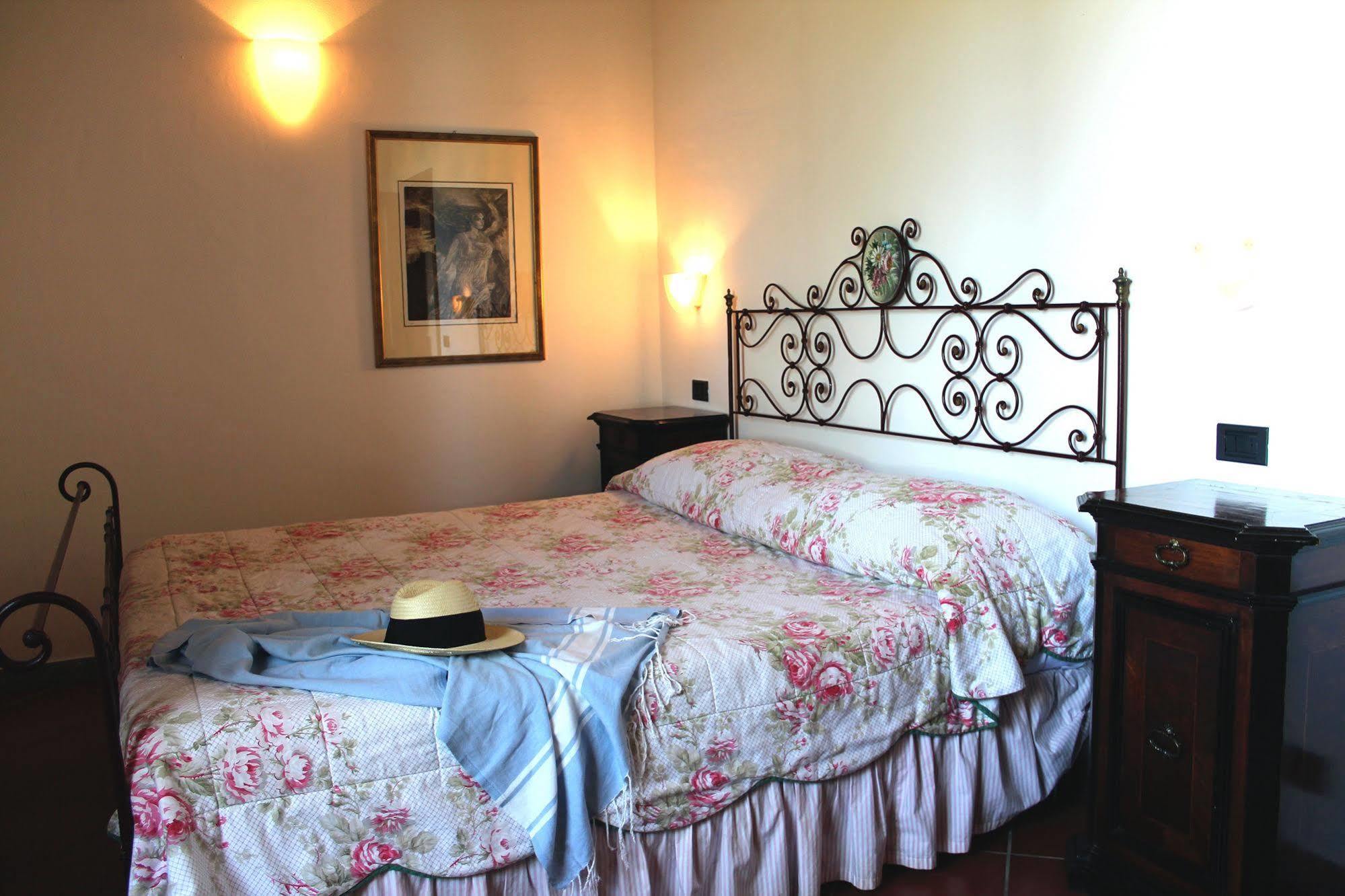 Villa Agostoli Siena Eksteriør bilde